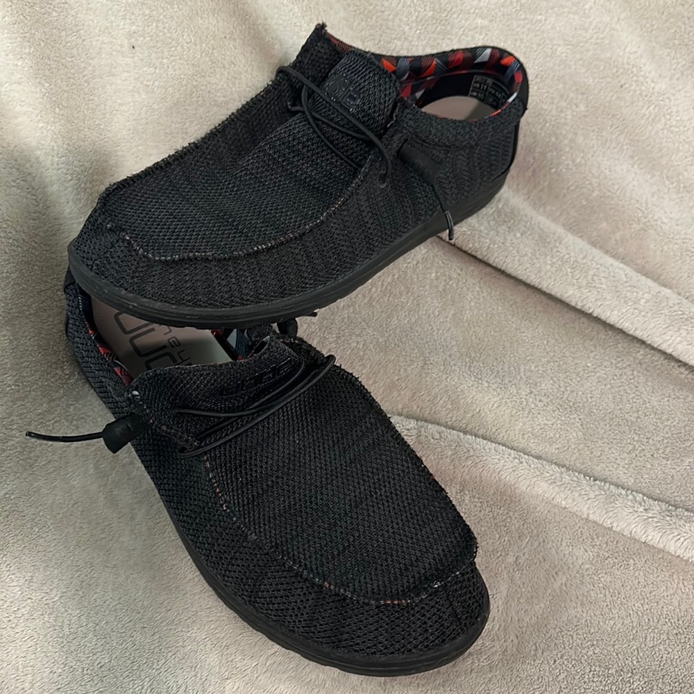 Hey Dude Black US 11 EUC Barely worn